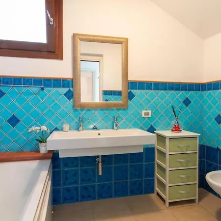 Nyaraló Comoda Soluzione Per Le Vacanze *